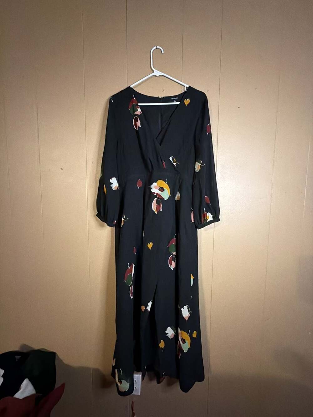Madewell Maxi Dress Size 10 Black Floral Long Sleeve V-Neck